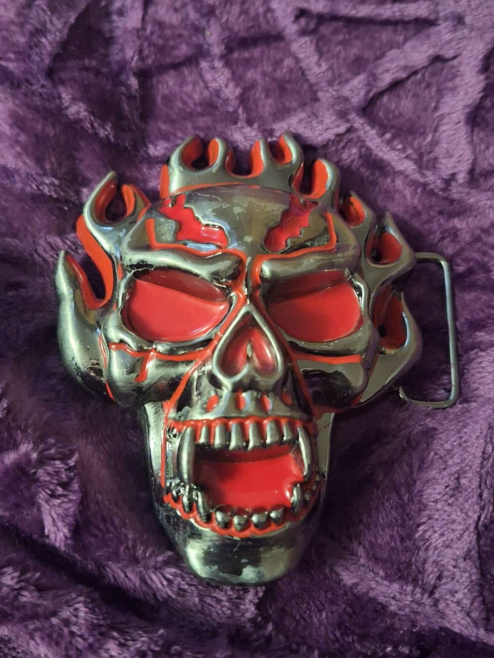 Men's Skull Flame Belt Buckle - Red and Black